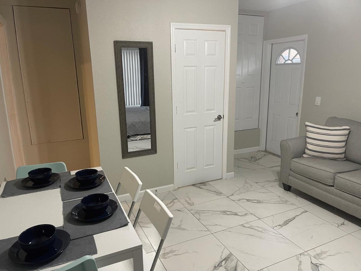 Adorable Suite In Tampa. Exterior foto