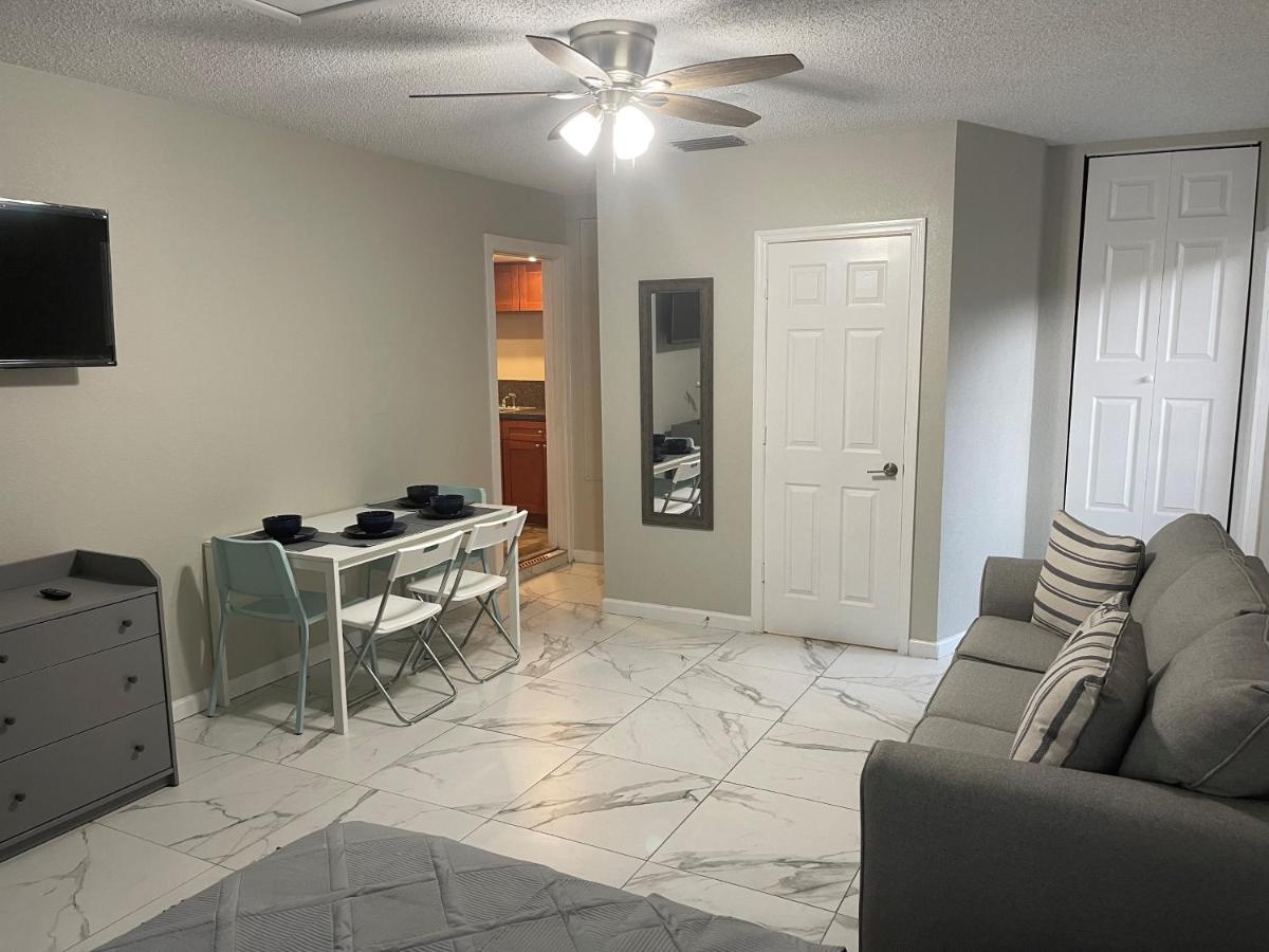 Adorable Suite In Tampa. Exterior foto